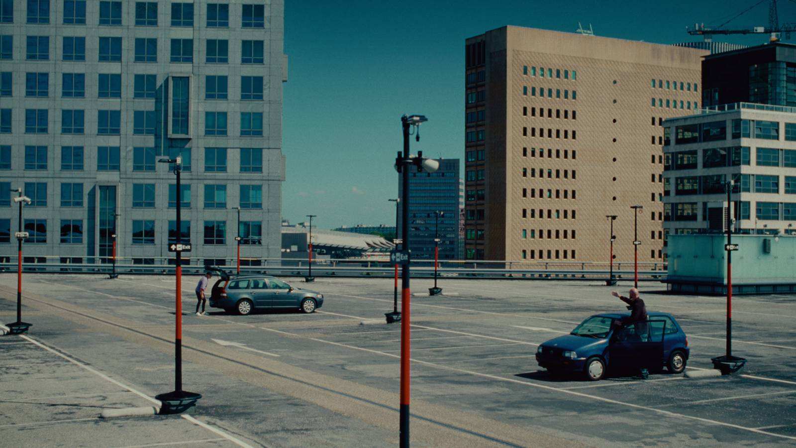 car park top deck scene tomtom - tom campaign