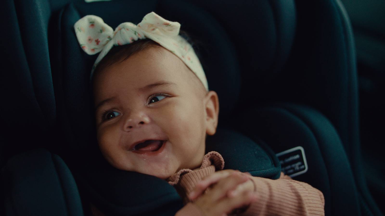 baby scene tomtom - tom campaign