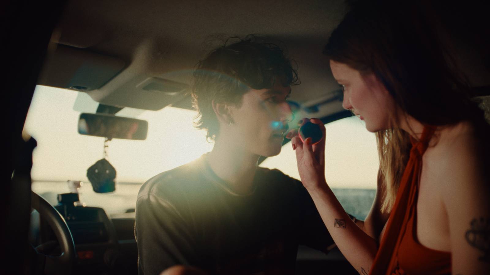 car sex scene tomtom - tom campaign