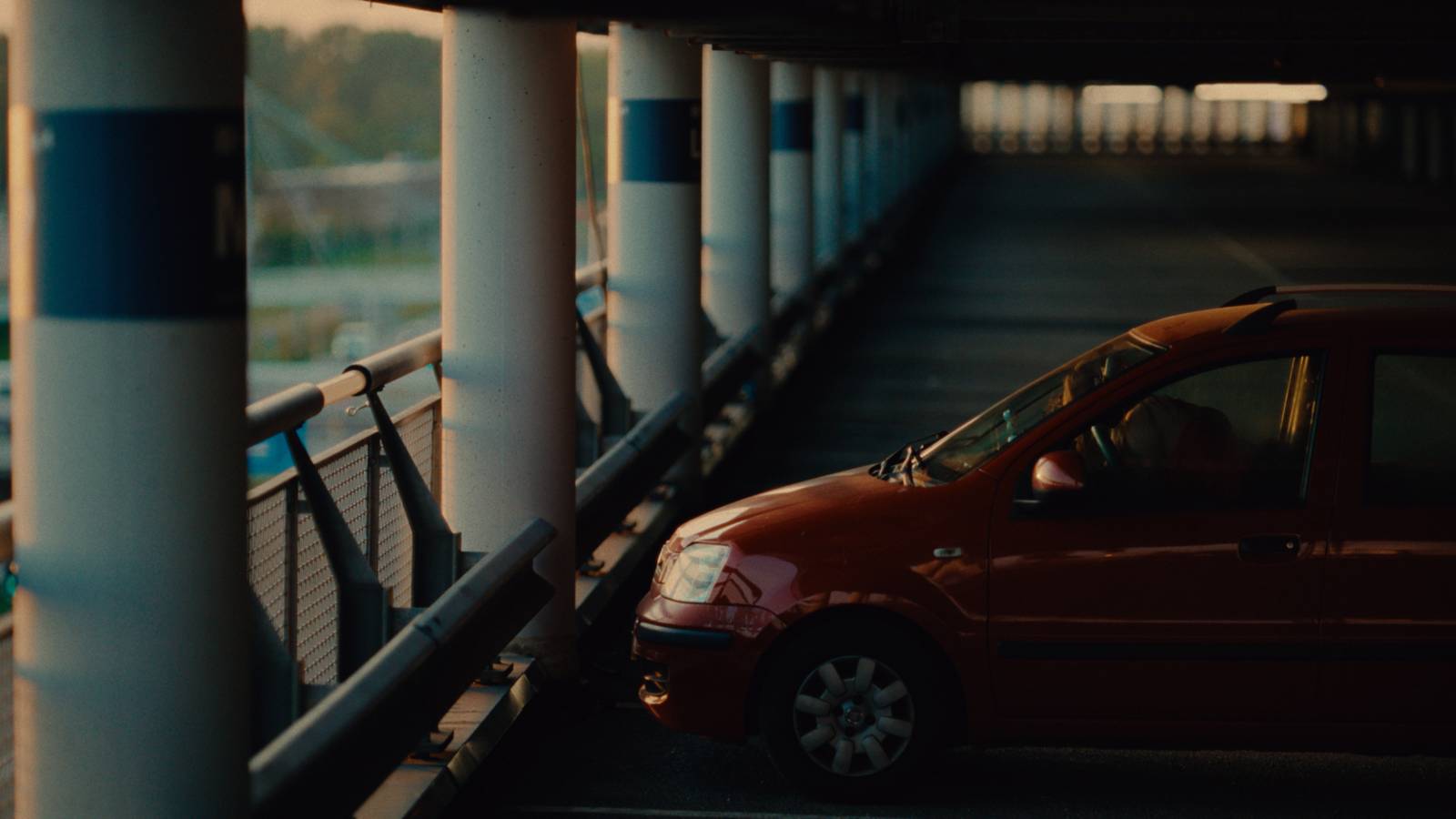 Car sex scene tomtom - tom campaign